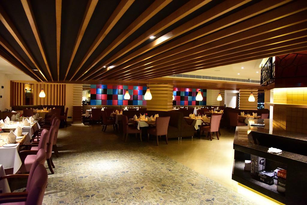 The Royal Comfort Bangalore Exterior foto