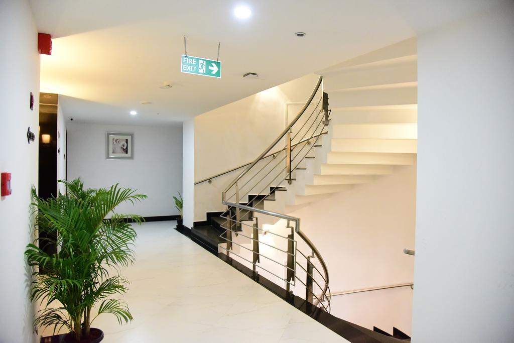 The Royal Comfort Bangalore Exterior foto